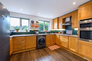 Kitchen- click for photo gallery